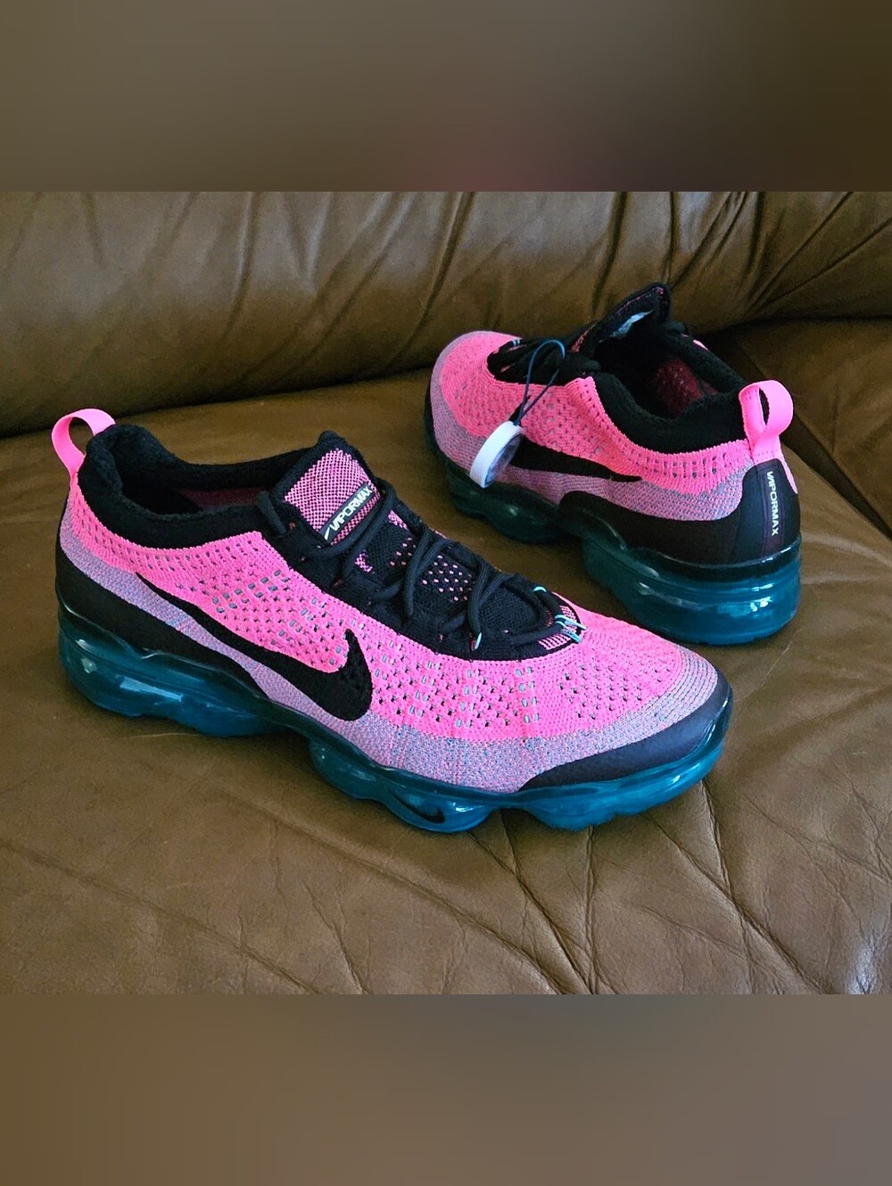 New Men's Nike Air VaporMax Flyknit Miami Nights SIZE 10.5 MEN (Sz 12 WOM)